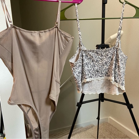 Tank top bundle - Picture 2 of 2